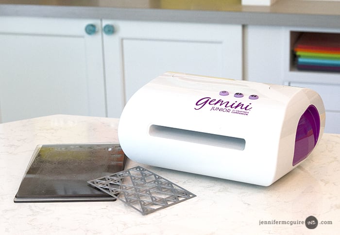 Review and Giveaway: Spellbinders Platinum 6 Die Cutting Machine